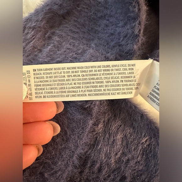 NWT Aerie Flurry Crew Fuzzy Sweater- striped- multicolor- size XL - Picture 10 of 10